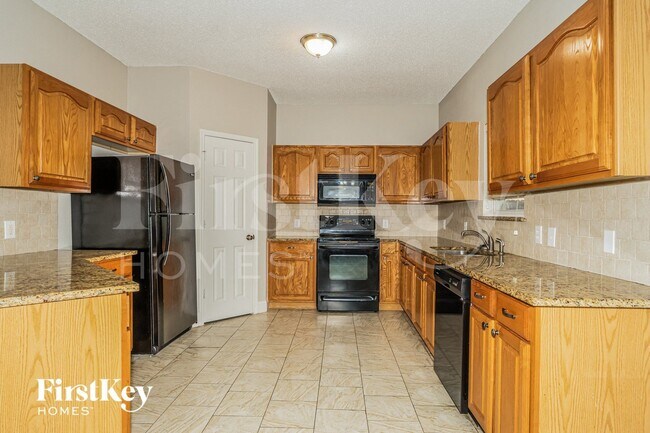 Foto del edificio - 1208 Indian Trail Rd