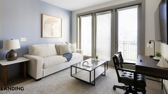 Building Photo - 101 S Center St