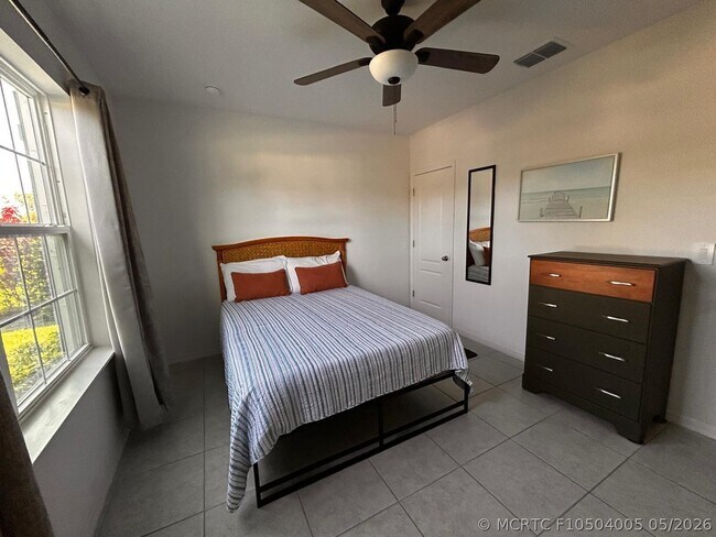 Foto del edificio - 1522 SE Flintlock Rd
