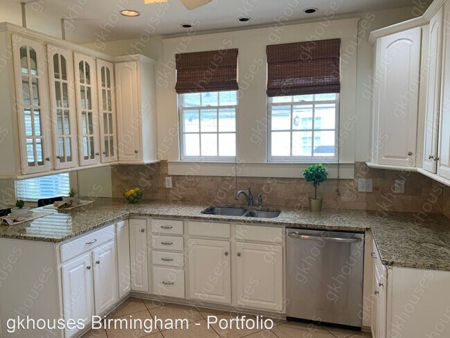 Building Photo - 3 br, 2 bath House - 835 Oxmoor Road