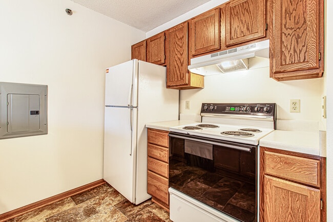 E- Kitchen - Hunter's Creek