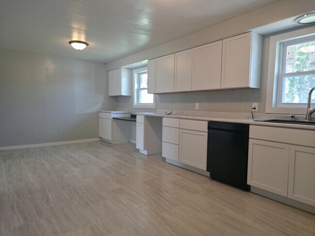 Foto del edificio - N9616 Mary Dr