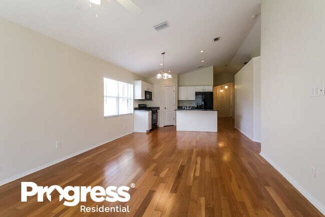 Foto del edificio - 7623 Clovelly Park Pl