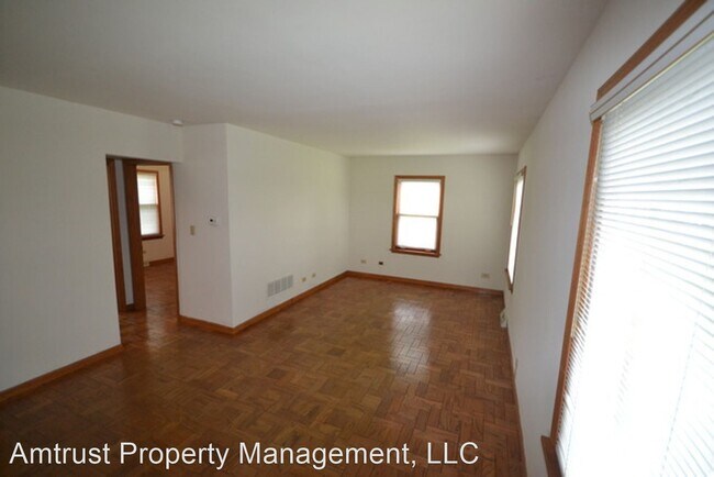 Foto del edificio - 3 br, 2 bath House - 728 Busch Rd