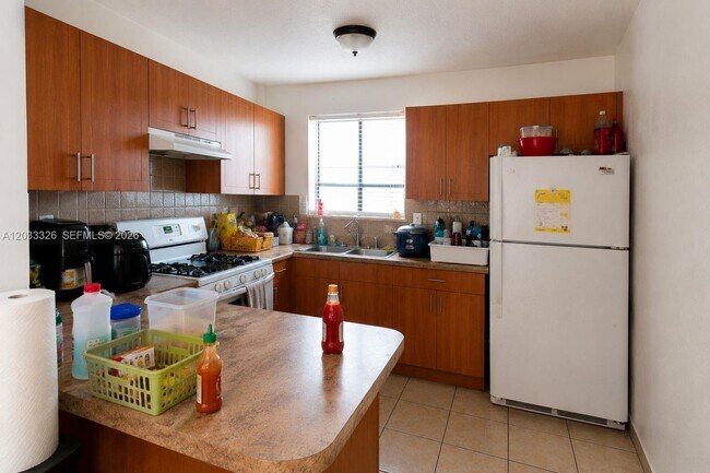 Foto del edificio - 6215 W 22nd Ct