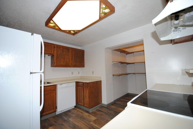Foto del edificio - 795 Keeling Rd