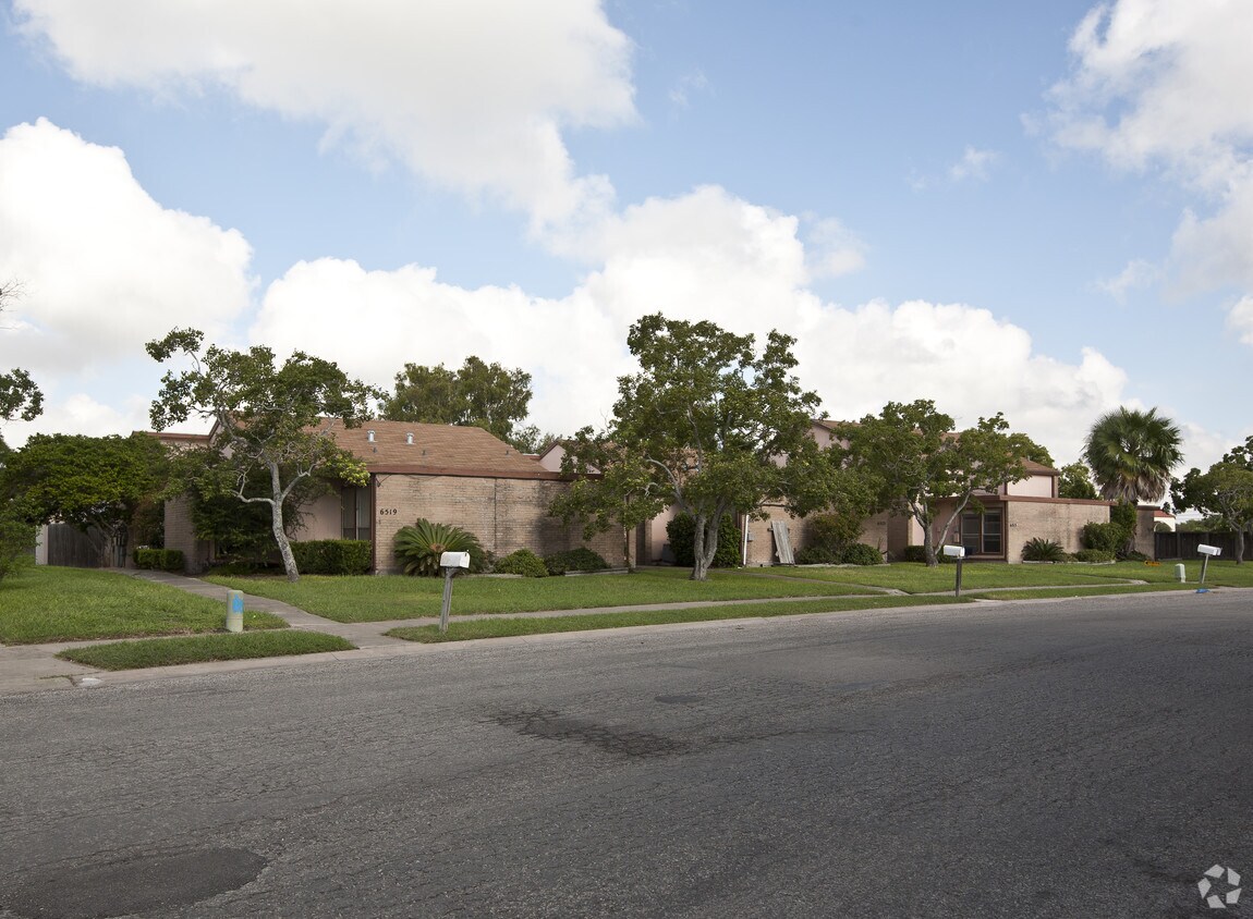 Building Photo - 6513 Long Meadow Dr