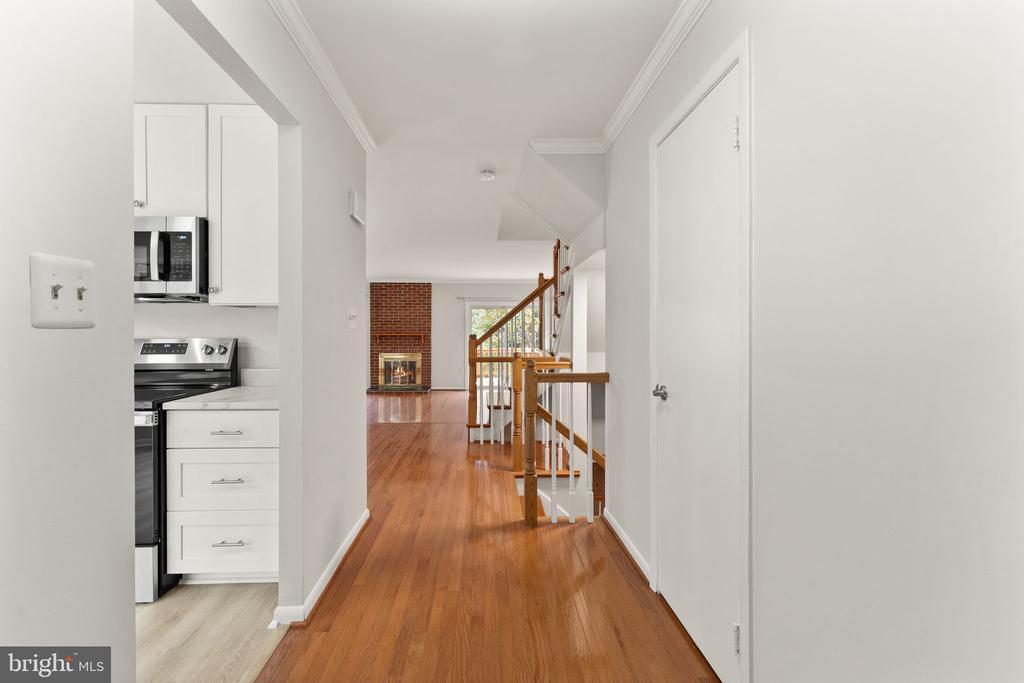 Foto principal - 2841 Sutton Oaks Ln