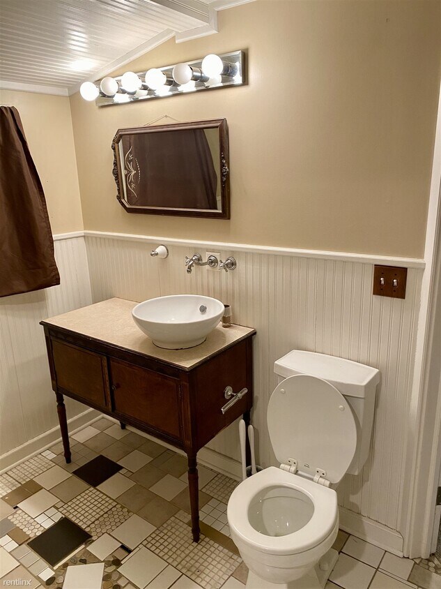 Primary Photo - 2 br, 1 bath House - 6239 W Reynolds Rd