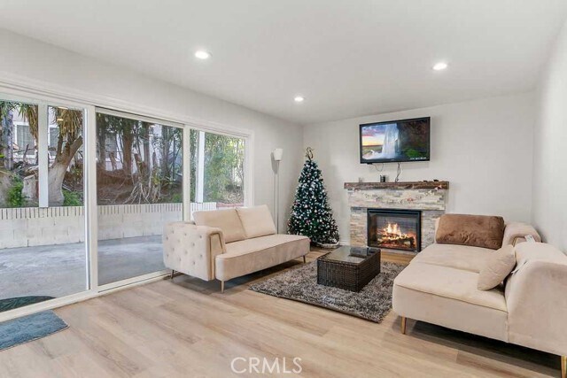 Foto del edificio - 1427 Pecan Grove Dr
