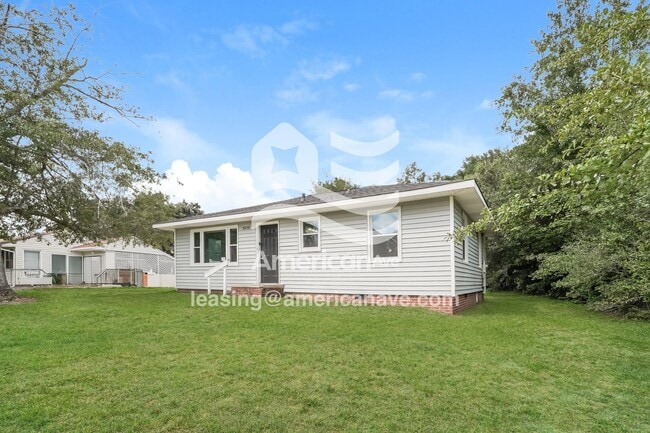 Building Photo - 3410 Westmont Dr