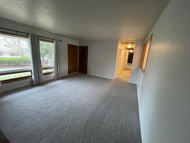 Living Room - 10848 SW 59th Ave