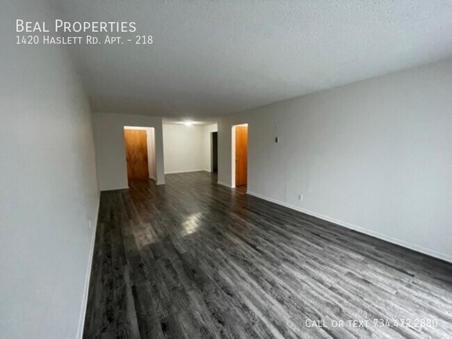 Foto del edificio - 1420 Haslett Rd