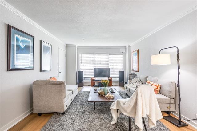 Building Photo - 7924 Royal Ln