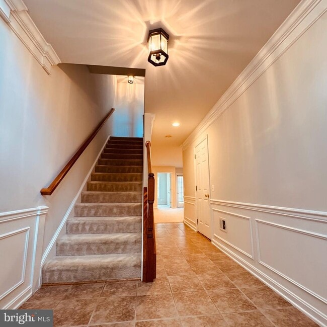 Building Photo - 8936 Singleleaf Cir