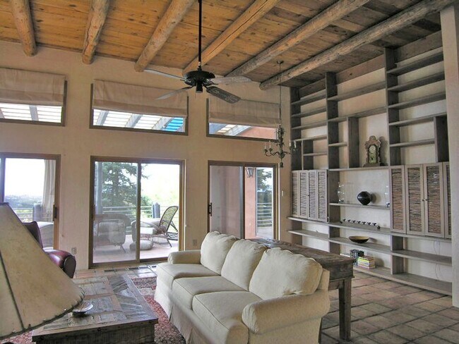 Foto del edificio - 43 Overlook Road