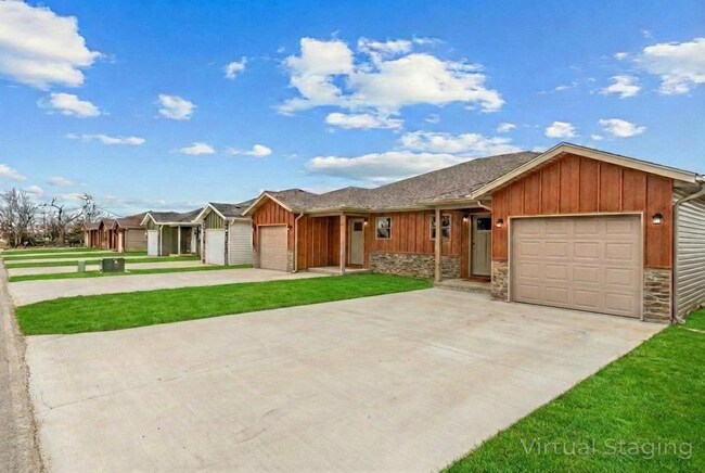 Foto del edificio - Luxury Lake Living Starts Here – Newer 2 Bed, 2 Bath House in Kimberling City- Year Round Vacatio...