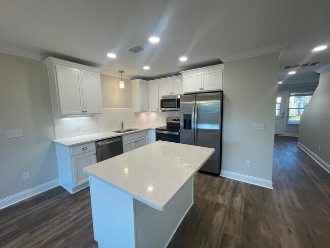 Building Photo - 42882 Ida Coon Cir