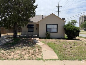 Building Photo - 1523 25th St