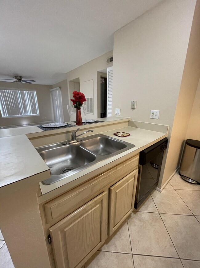 Building Photo - 1805 Palm Cove Blvd
