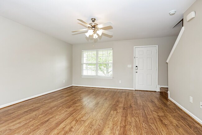 Building Photo - 3621 Mahlon Moore Rd