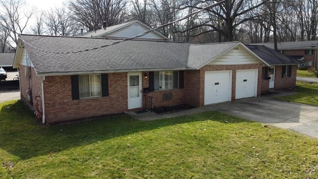 Building Photo - 1250 Overbrook Dr