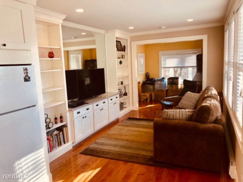 Primary Photo - 1 br, 1 bath Apartment - 129 S Kensico Ave