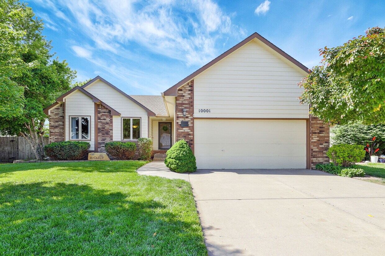 Foto principal - 10001 W Chartwell Cir