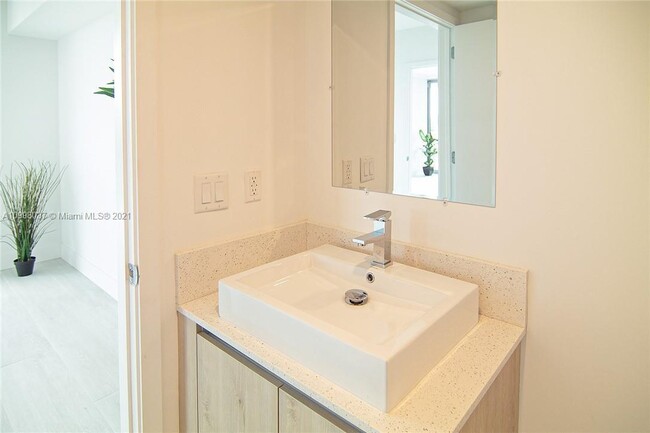 Foto del edificio - 2 bedroom in North Miami FL 33181