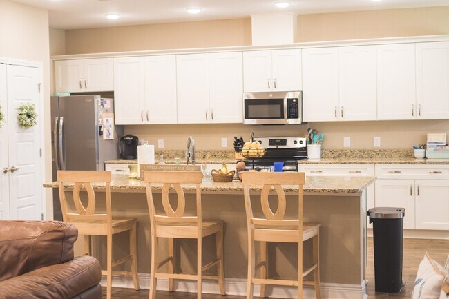 Foto del edificio - 976 Black Walnut Trail