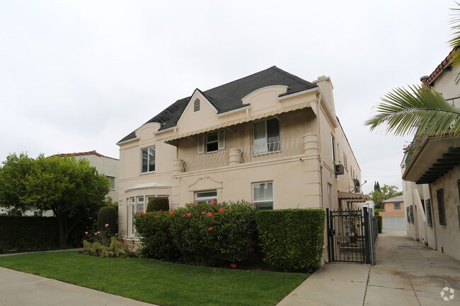 Building Photo - 428 S Palm Dr