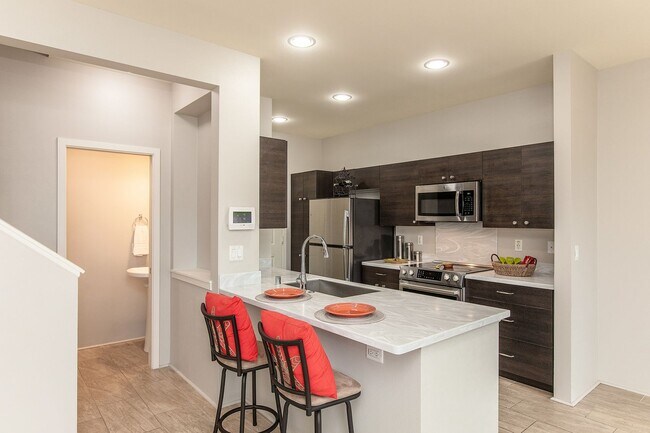 Foto del edificio - Pet Friendly Single Family Home with Yard