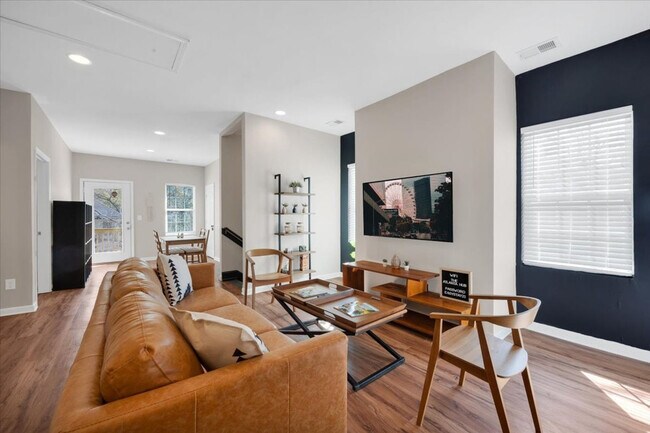 Foto del edificio - 947 Palmetto Ave SW
