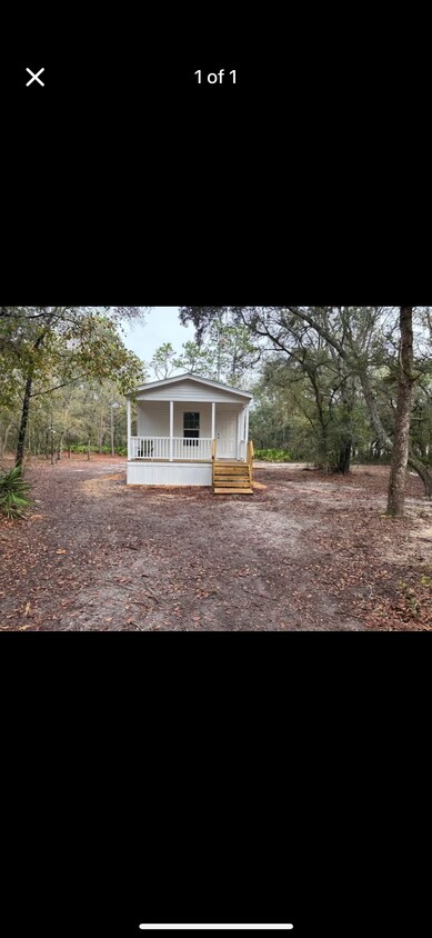Primary Photo - Echelon House