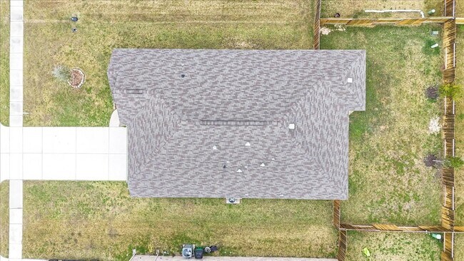 Building Photo - 7036 Terra Ln