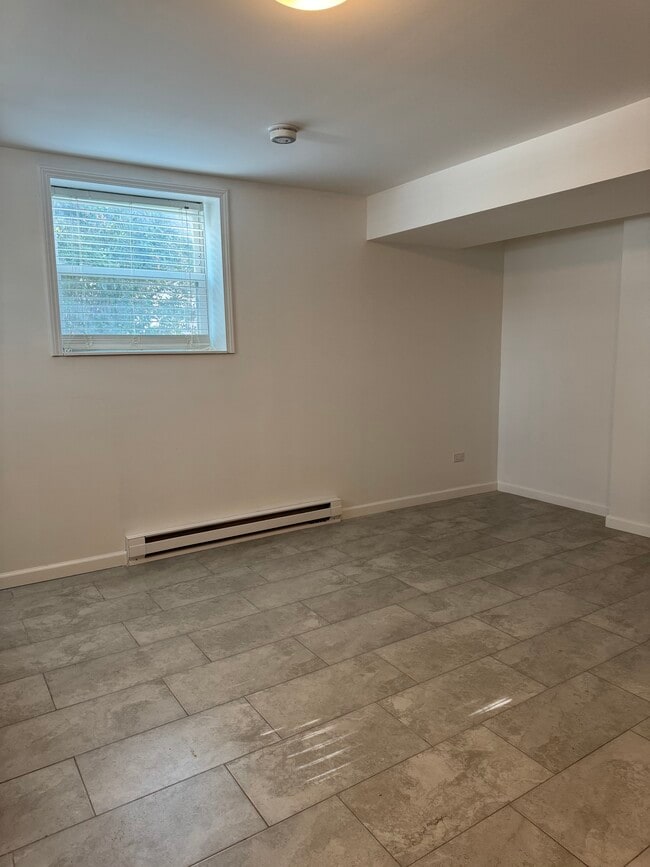 Building Photo - 443 Jefferson Ave