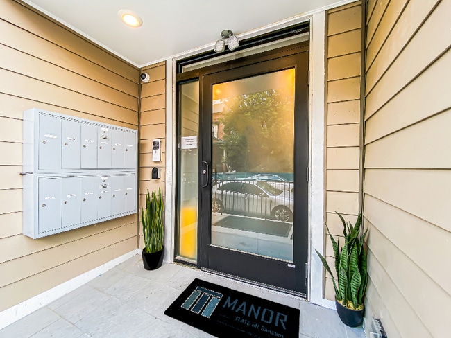 Photo - 133 S 46th St House