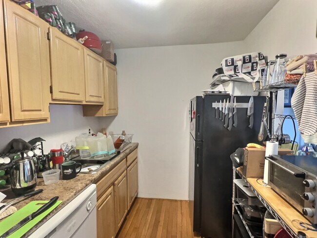 Building Photo - 1027 Commonwealth Avenue