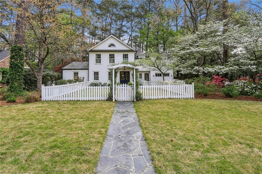 Primary Photo - 2415 Oldfield Rd NW