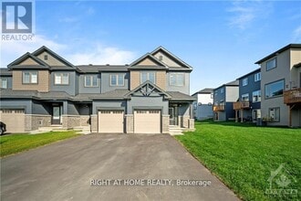 Building Photo - 1010 Kijik Cres