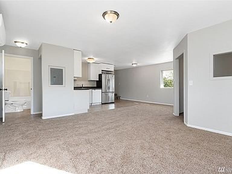 201 1st Ave N, Algona, WA 98001 House Rental in Algona, WA