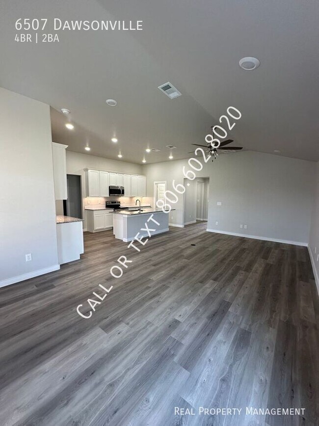 Building Photo - Luxurious Brand New Construction! 4 bedroo...