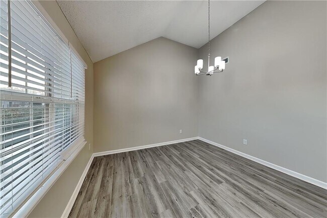 Foto del edificio - 3310 N Winds Trail