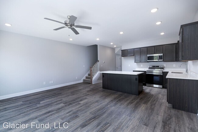 Building Photo - 3 br, 2.5 bath House - 322 Judson Way (HV94)