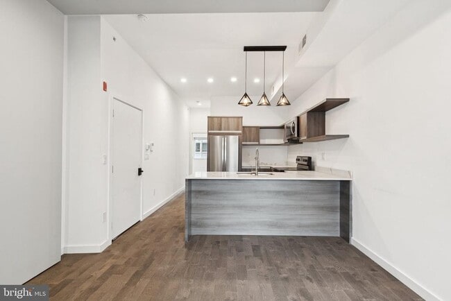 Foto del edificio - 2028 E Fletcher St