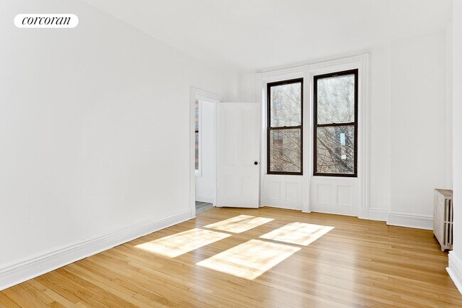 Building Photo - 1618 8th Ave