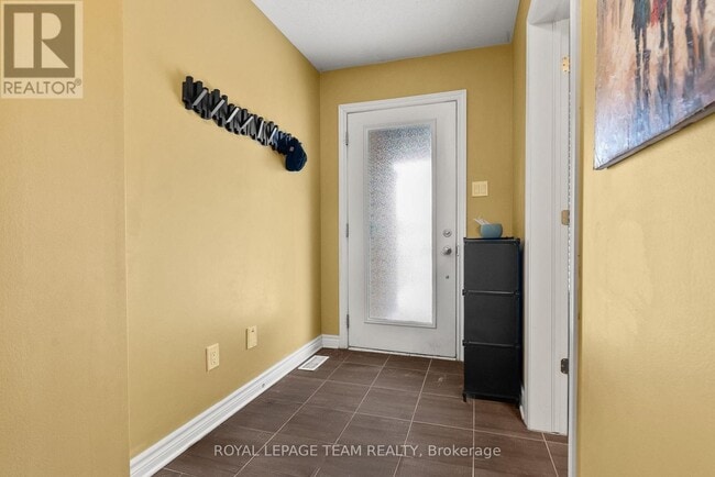 Building Photo - 88 Stockholm Private