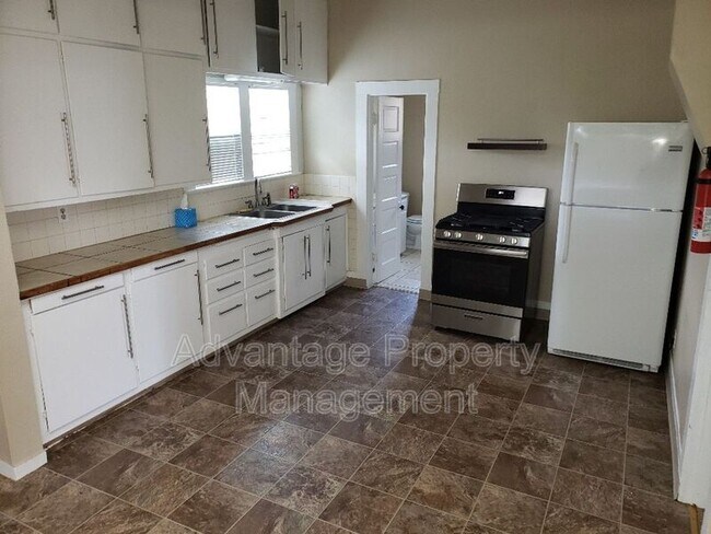 Foto del edificio - 1175 D St