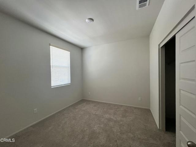 Foto del edificio - 40493 Birchfield Dr