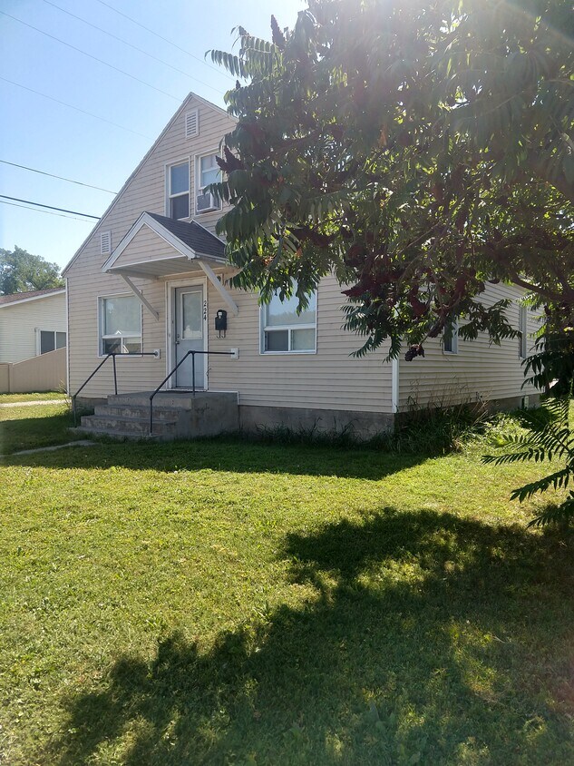 224 E 2nd Ave, Colville, WA 99114 House Rental in Colville, WA